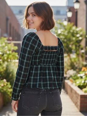 Old Navy Plaid Smocked Peplum Top Green Tartan Long Sleeve Women Sz M